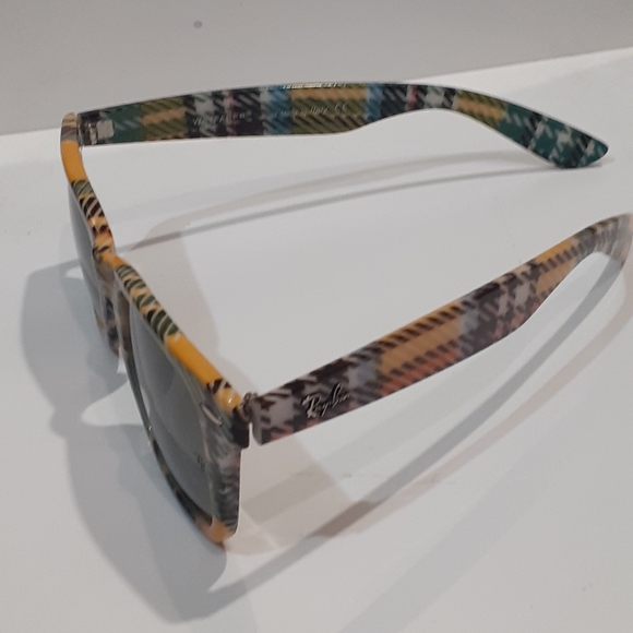 RayBan wayfarer plaid sunglasses - Picture 7 of 8